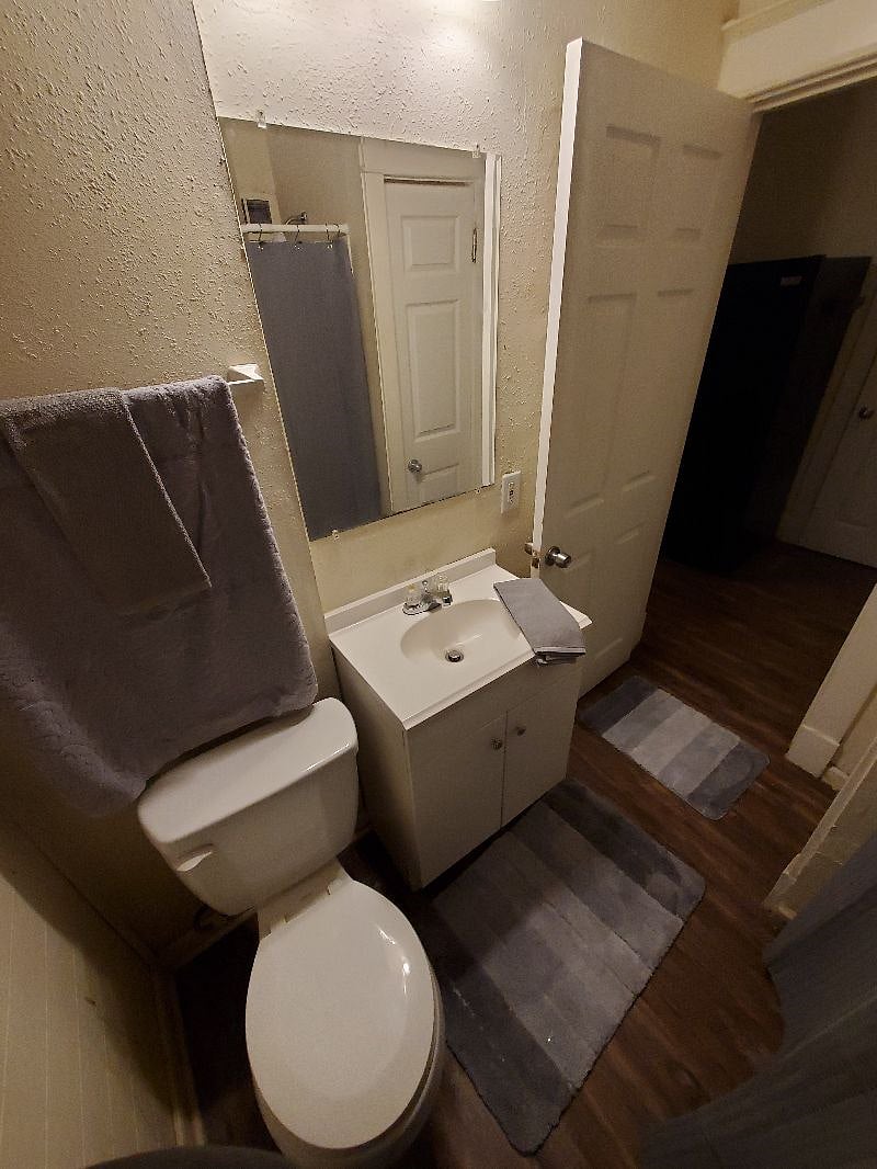 Additional bathroom view