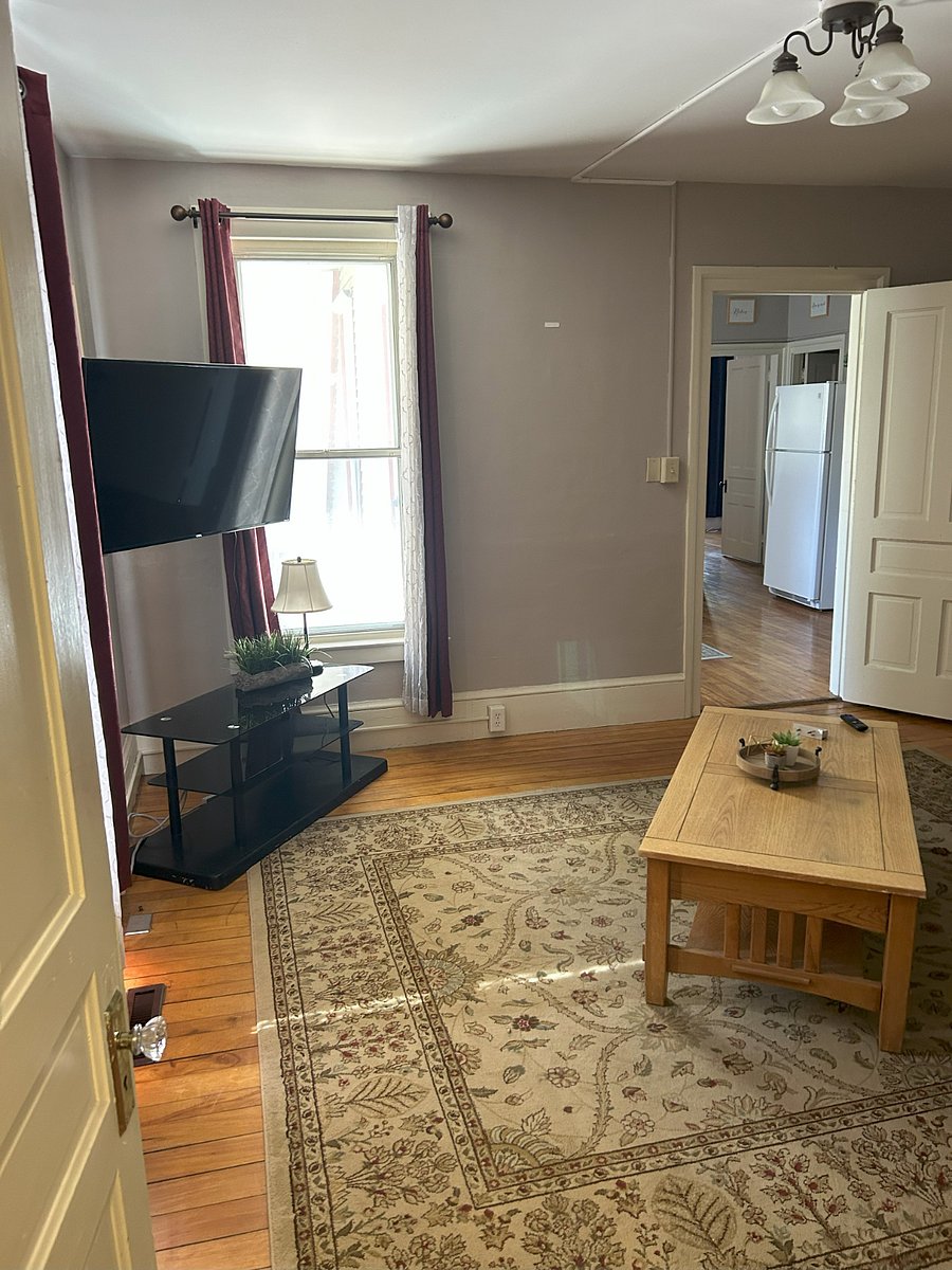 Furnished Finder property 327359_2 photo 6