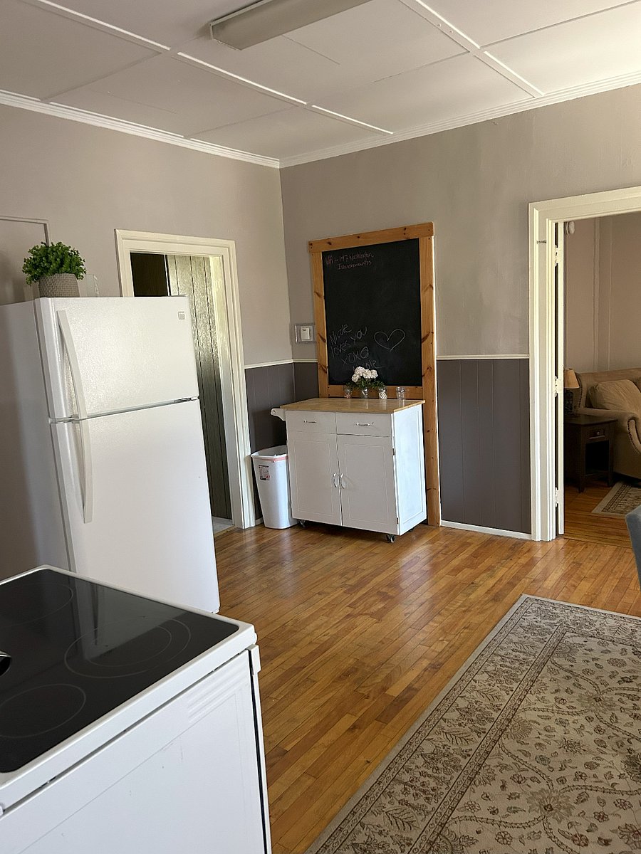 Furnished Finder property 327359_2 photo 14