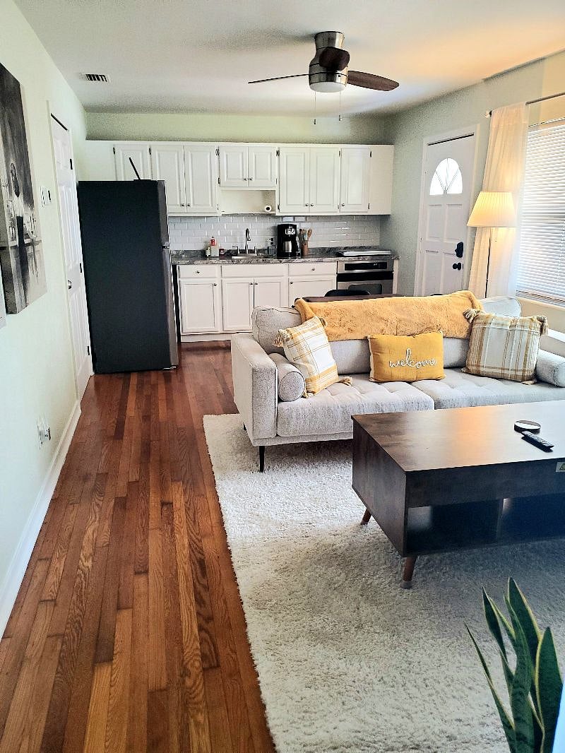 Furnished Finder property 327412_1 photo 4