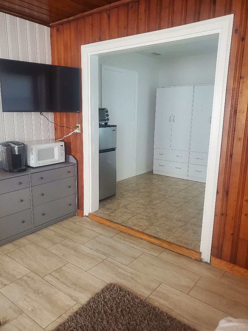 Furnished Finder property 327412_1 photo 25