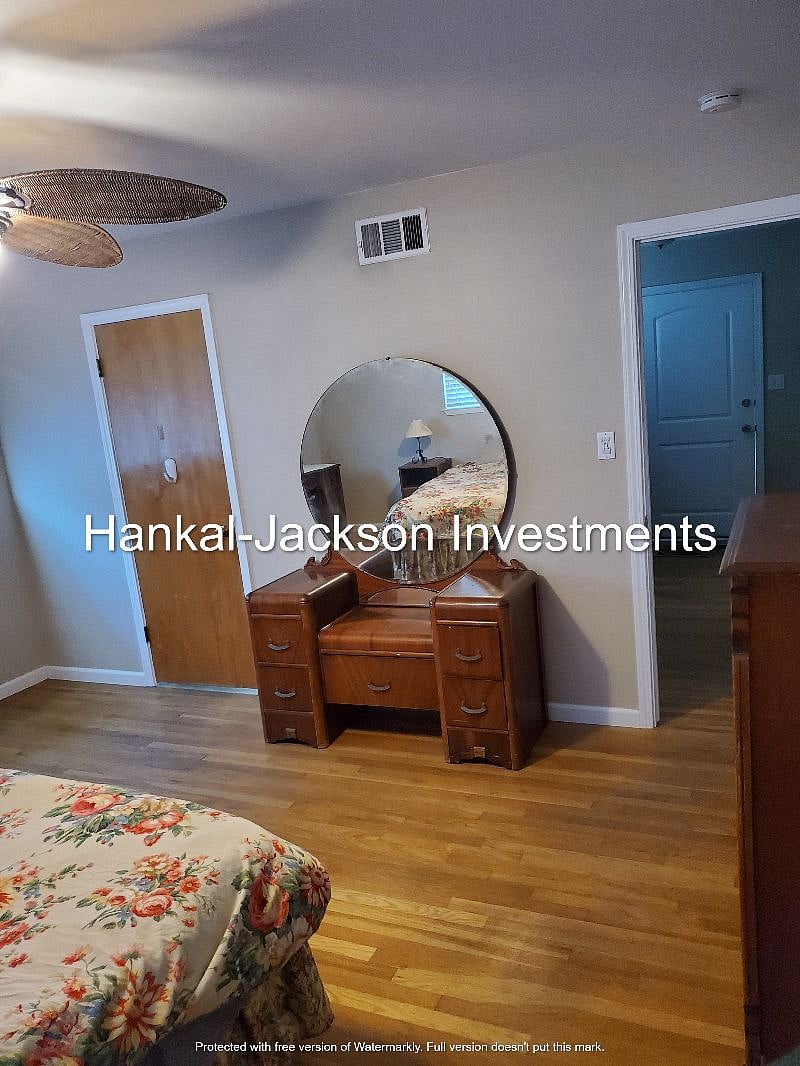 Furnished Finder property 327486_1 photo 12