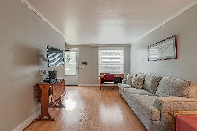 Furnished Finder property 327491_1 photo 6