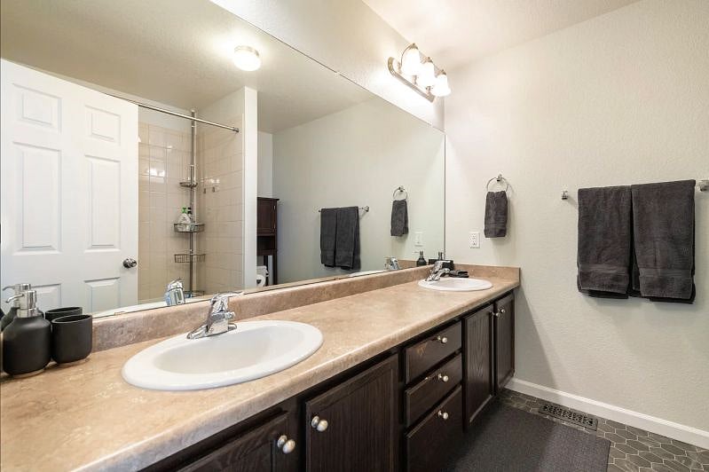 Furnished Finder property 327496_1 photo 21