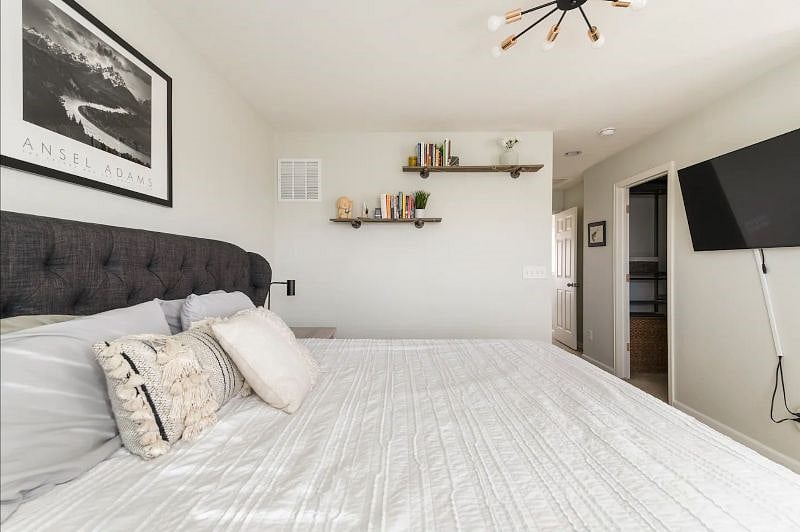 Furnished Finder property 327496_1 photo 17
