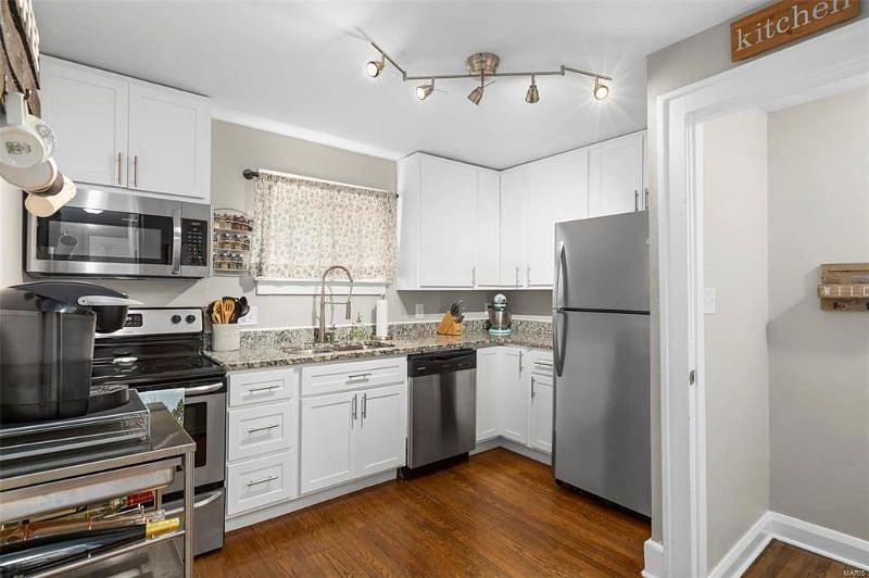 Furnished Finder property 327509_1 photo 6