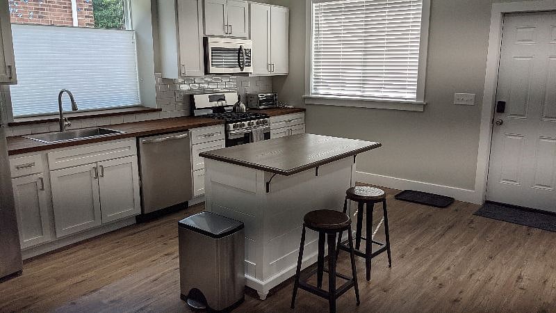 Furnished Finder property 327627_1 photo 3