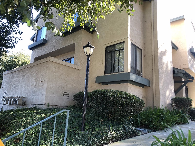 Closer look of unit from outside street level