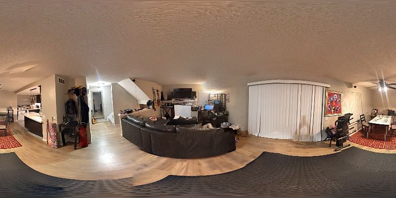 360 Degree Photo of Living Area