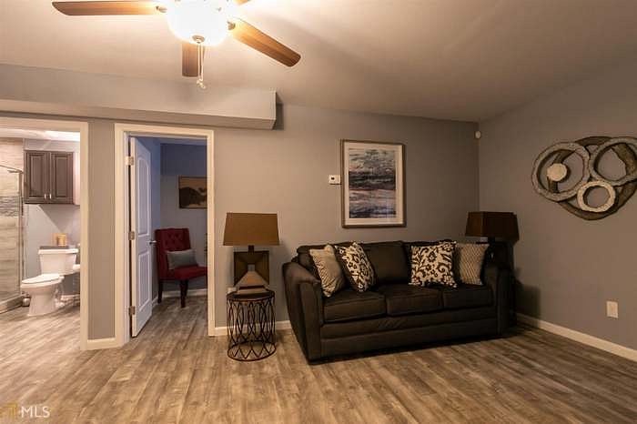 Furnished Finder property 327652_1 photo 4