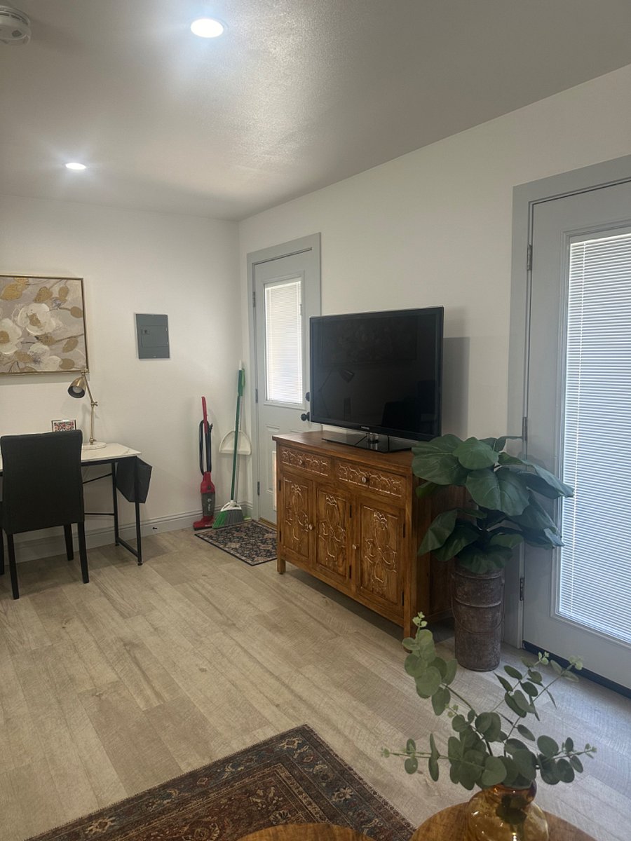 Furnished Finder property 327697_2 photo 13
