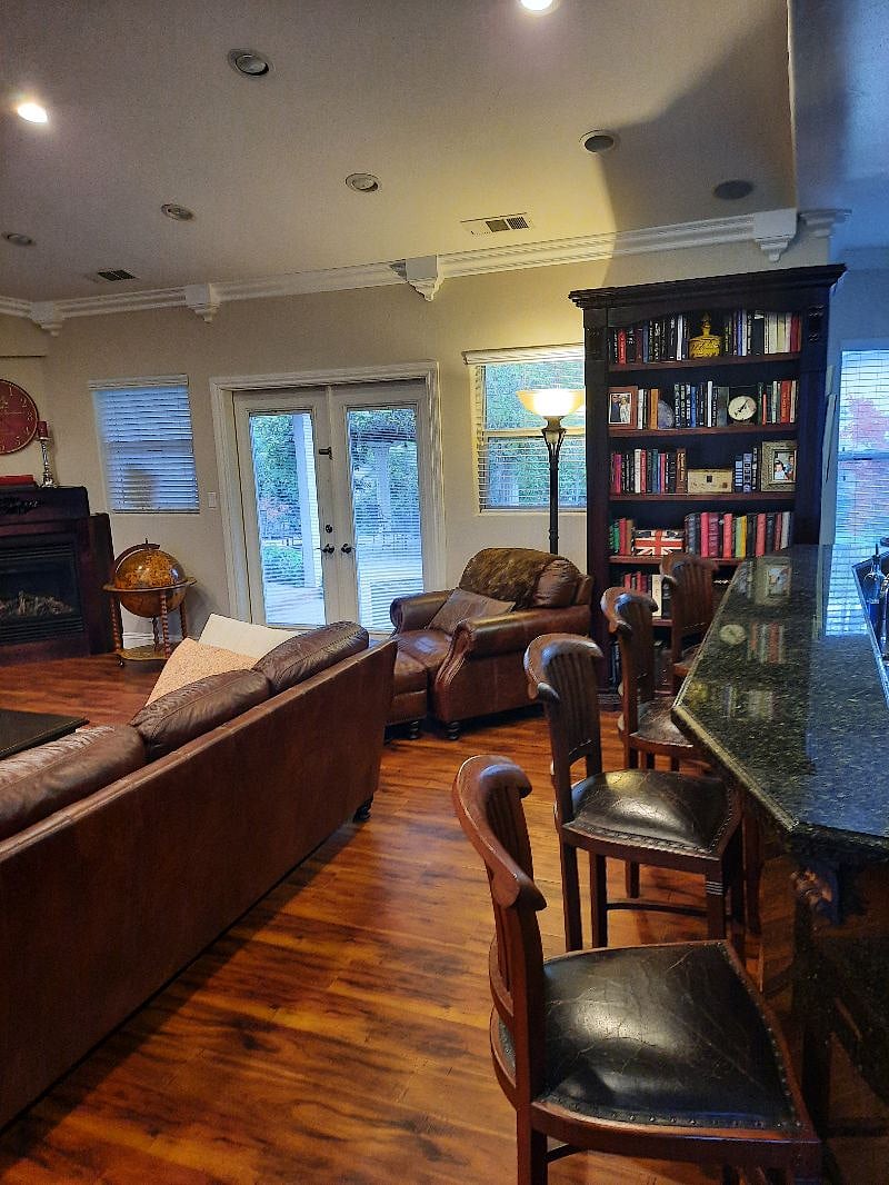 Furnished Finder property 327794_1 photo 3
