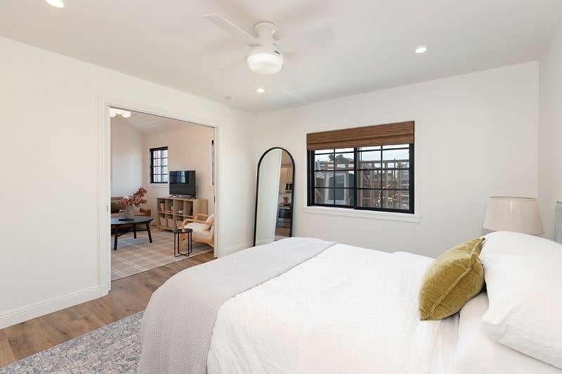 Furnished Finder property 327838_1 photo 17