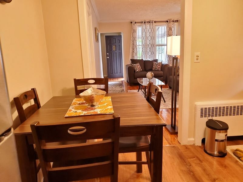 Furnished Finder property 327900_1 photo 6