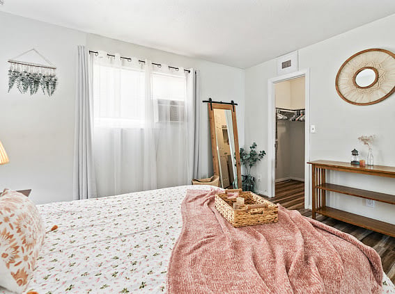 Furnished Finder property 328030_1 photo 16