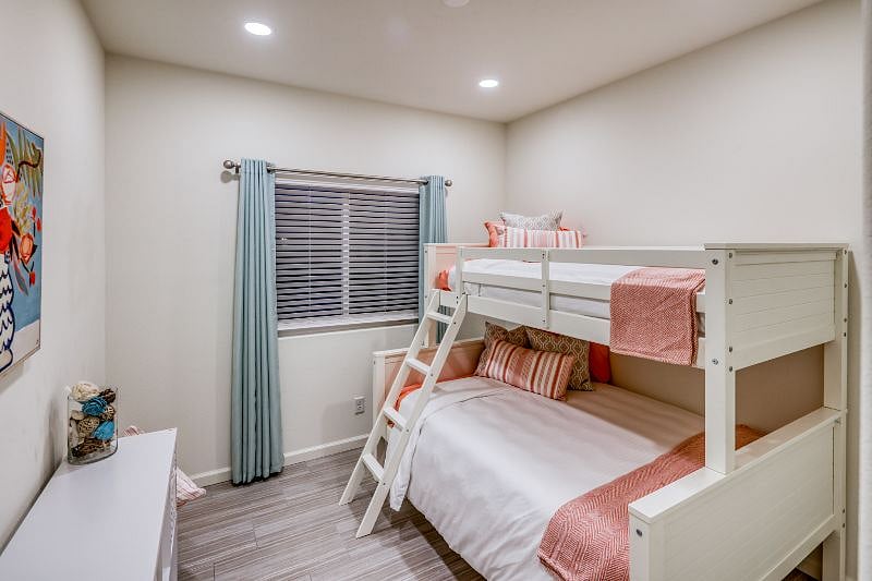 Furnished Finder property 328070_1 photo 9