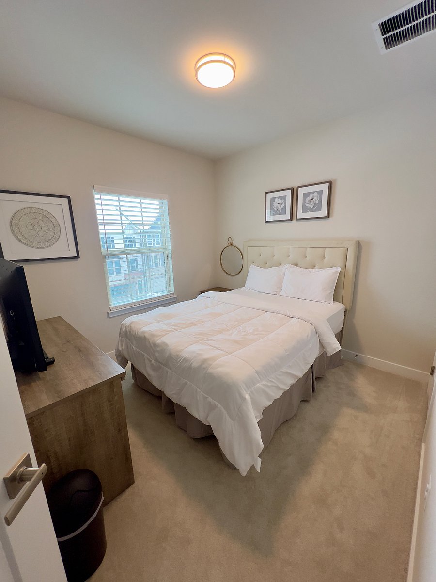 Furnished Finder property 328107_1 photo 9