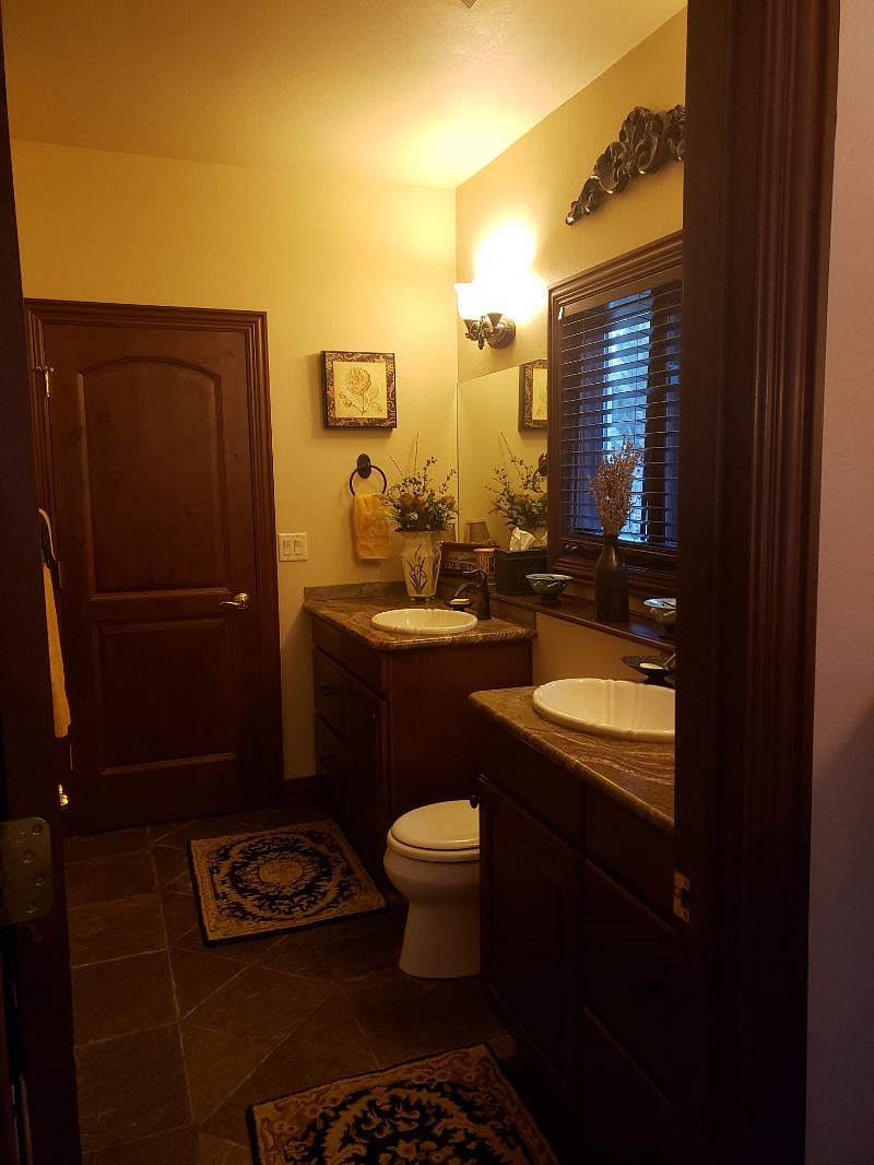 Furnished Finder property 328122_1 photo 4
