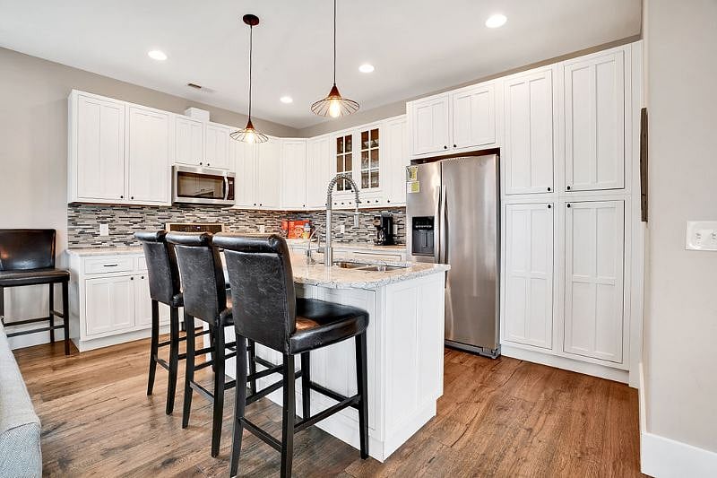 Furnished Finder property 328437_1 photo 9