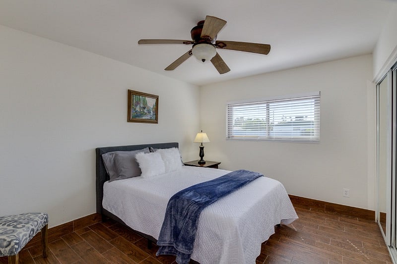 Guest Bedroom 1 with Queen Bed and Memory foam mattress.