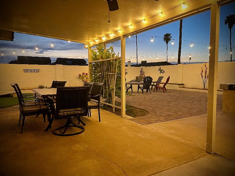 Outdoor dining table with 6 chairs.