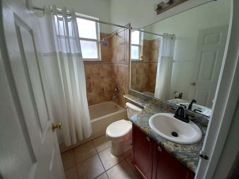 Furnished Finder property 328534_1 photo 7
