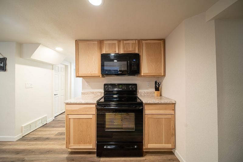 Furnished Finder property 328550_1 photo 5