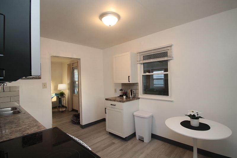 Furnished Finder property 328612_1 photo 8