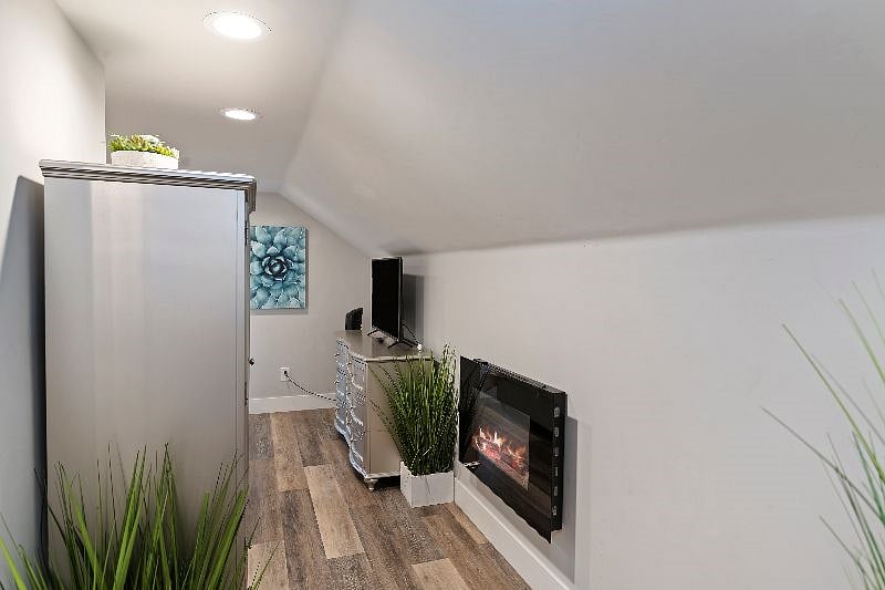 Furnished Finder property 328621_1 photo 17