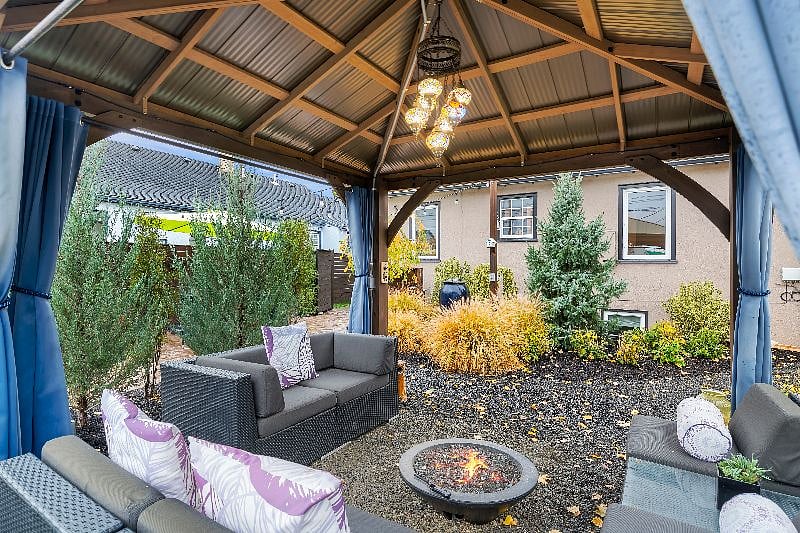 Furnished Finder property 328621_1 photo 23