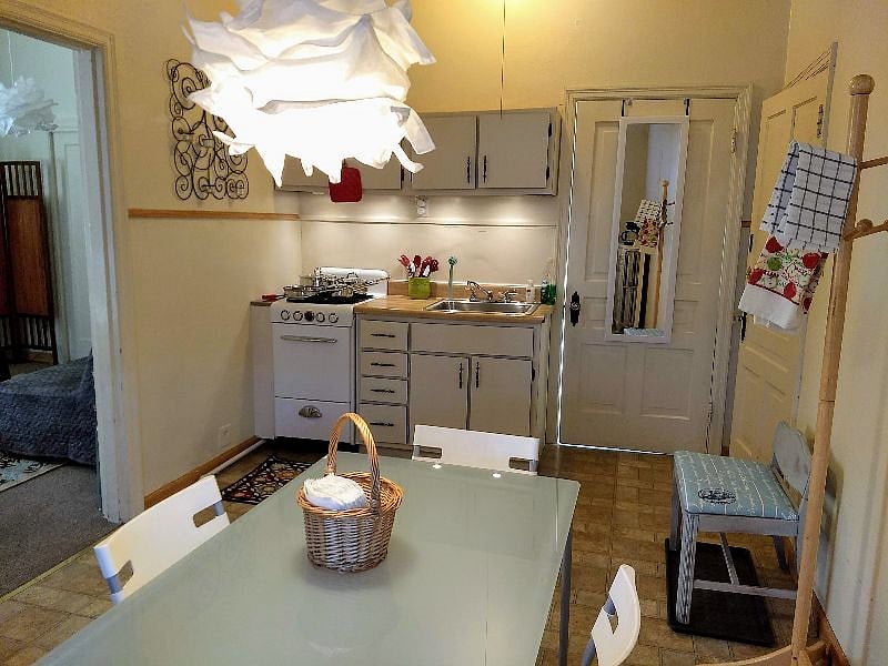 Furnished Finder property 328626_4 photo 9