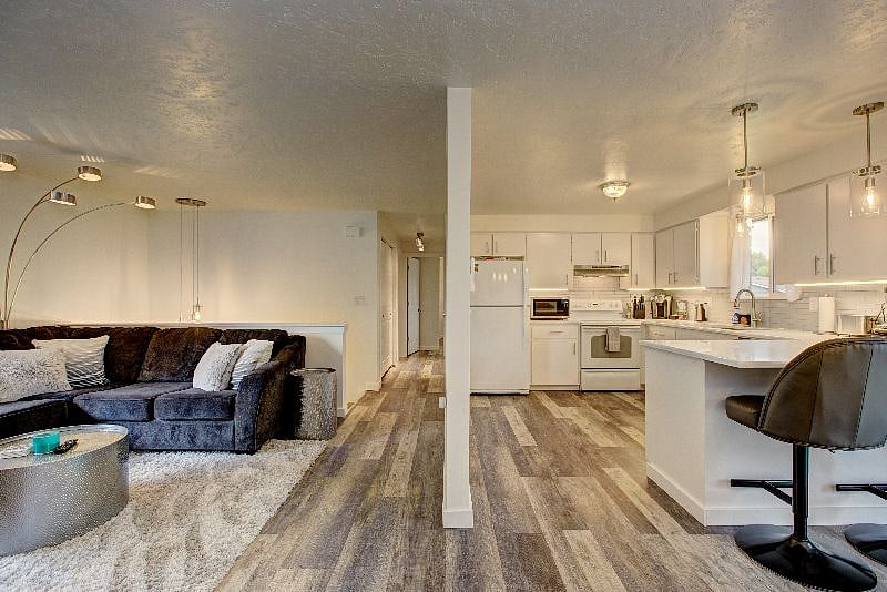 Furnished Finder property 328663_1 photo 13