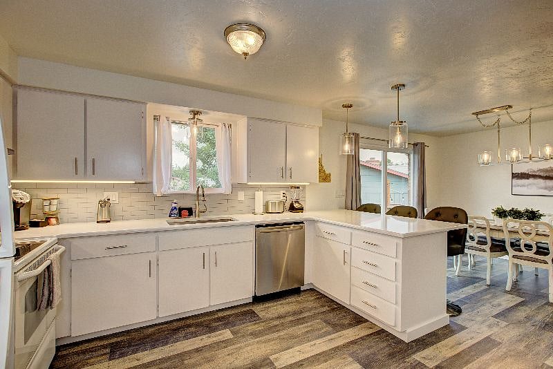 Furnished Finder property 328663_1 photo 20