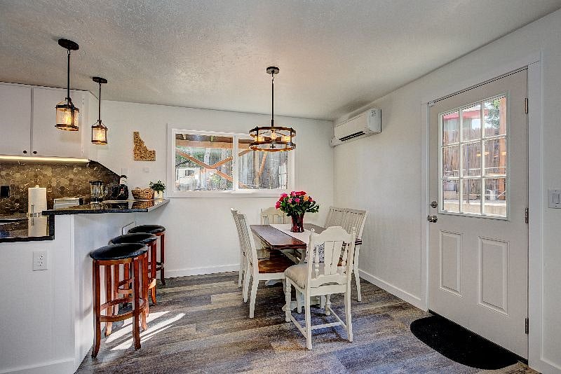 Furnished Finder property 328663_2 photo 9