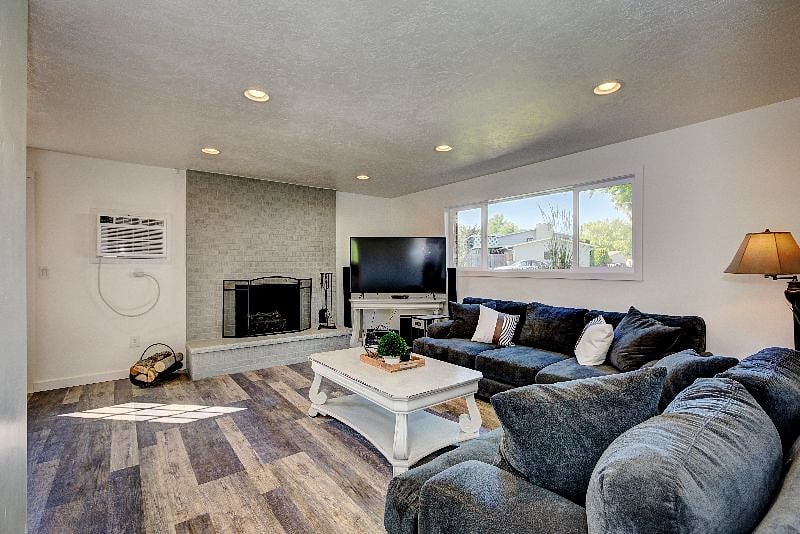 Furnished Finder property 328663_2 photo 13