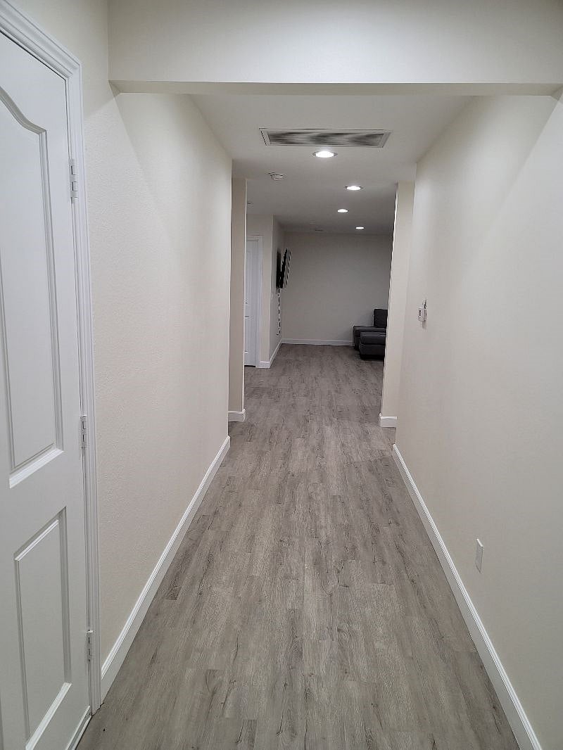 Furnished Finder property 328680_3 photo 8