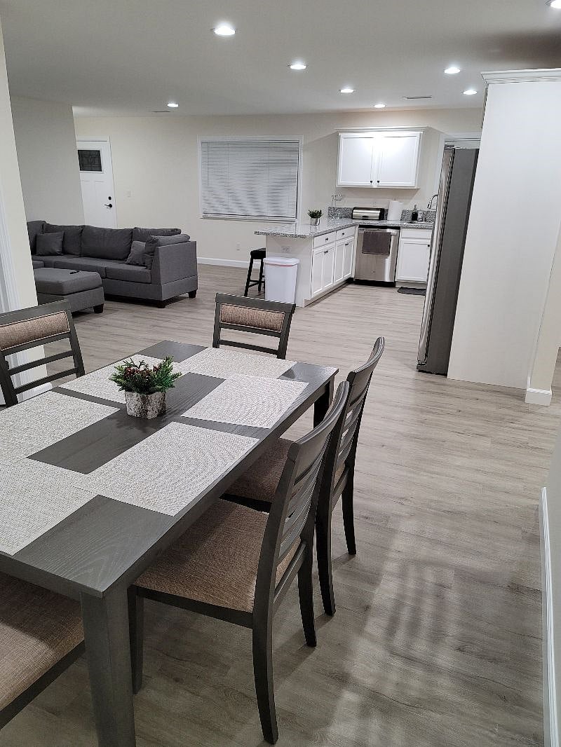 Furnished Finder property 328680_3 photo 6