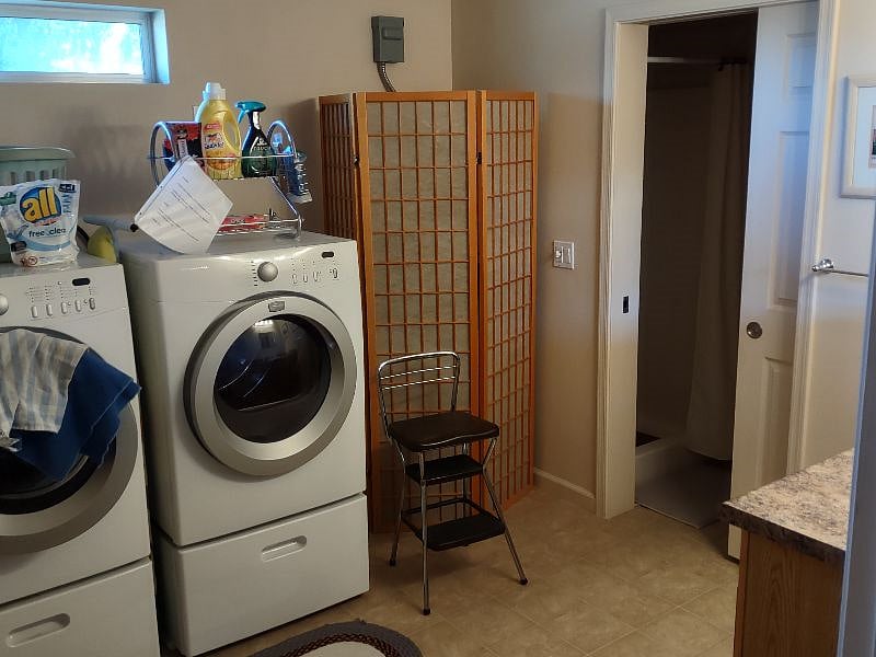 Laundry Room and 2nd bathroom