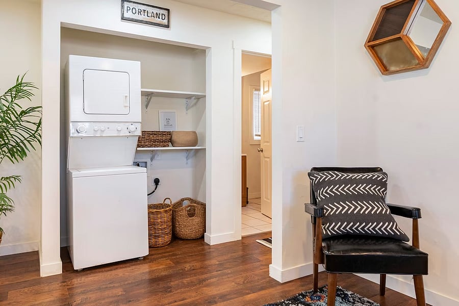 Furnished Finder property 328727_1 photo 28