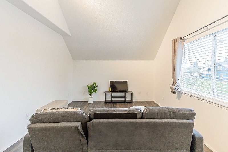 Furnished Finder property 328815_1 photo 2
