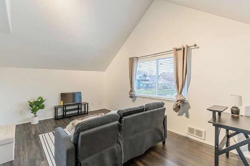 Furnished Finder property 328815_1 photo 1