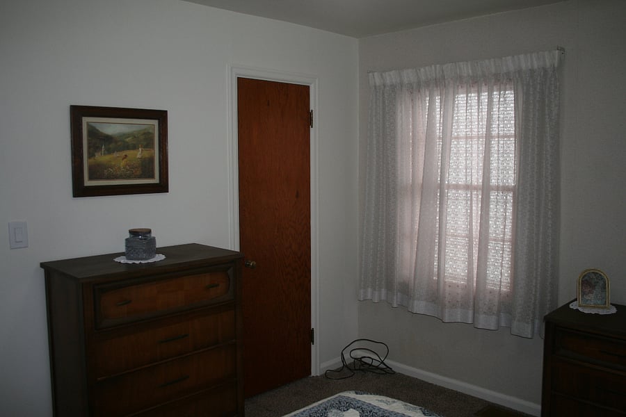 Bedroom 1_4