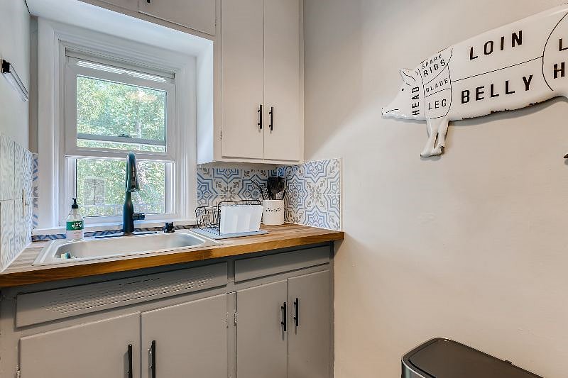 Furnished Finder property 328955_4 photo 11