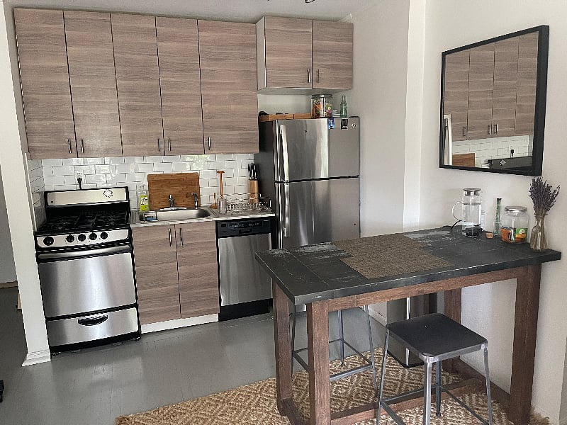 Renovated Kitchen with Dishwashersoaking