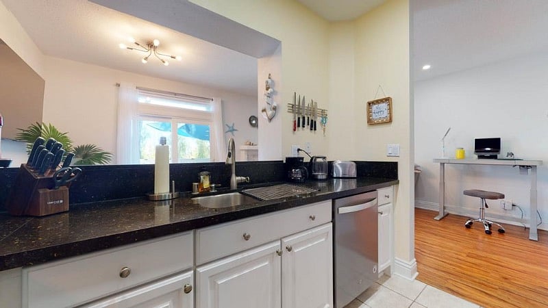 Furnished Finder property 329110_1 photo 41