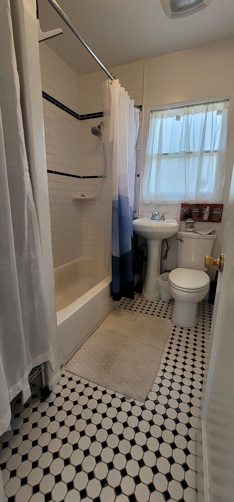 Furnished Finder property 329156_1 photo 11