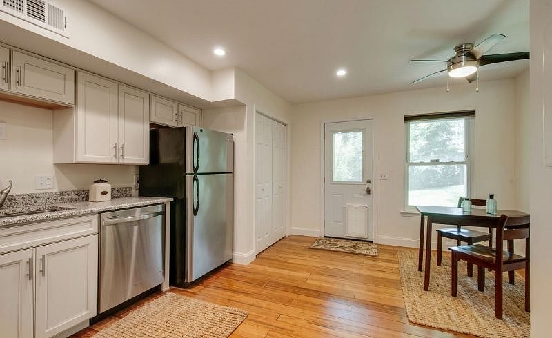 Furnished Finder property 329158_1 photo 13