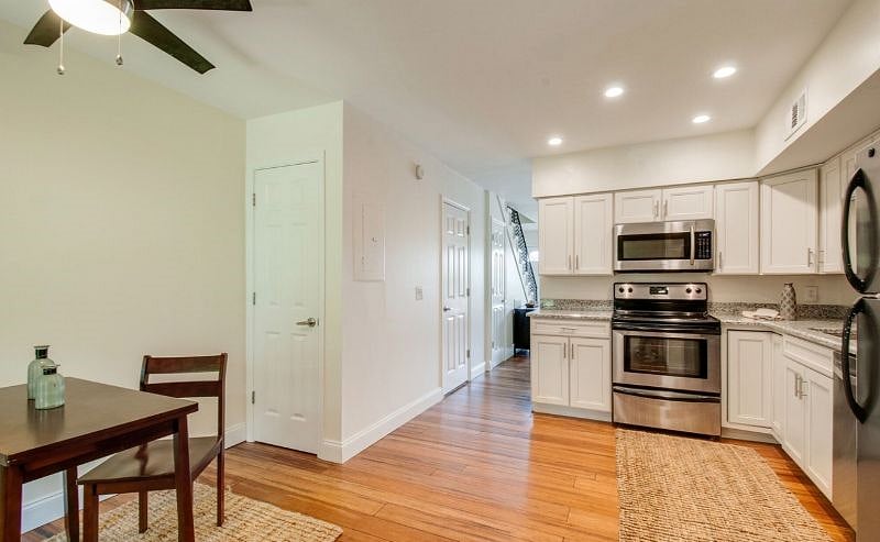 Furnished Finder property 329158_1 photo 11