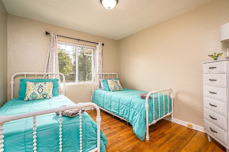 Furnished Finder property 329172_1 photo 7