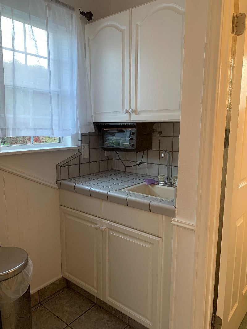 Furnished Finder property 329197_1 photo 5
